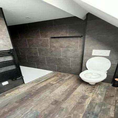 Apartment Prime Location! 1br Near De Haan