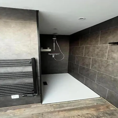 Prime Location! 1br Near Apartamento *